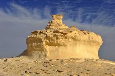 Le désert blanc en Egypte. Photographies par Amar Guillen.