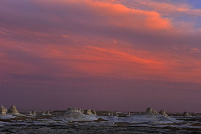Le désert blanc en Egypte. Photographies par Amar Guillen.