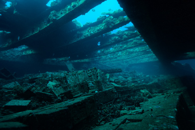 L'épave du Krisoula K. en Mer Rouge. Photographies par Amar Guillen.