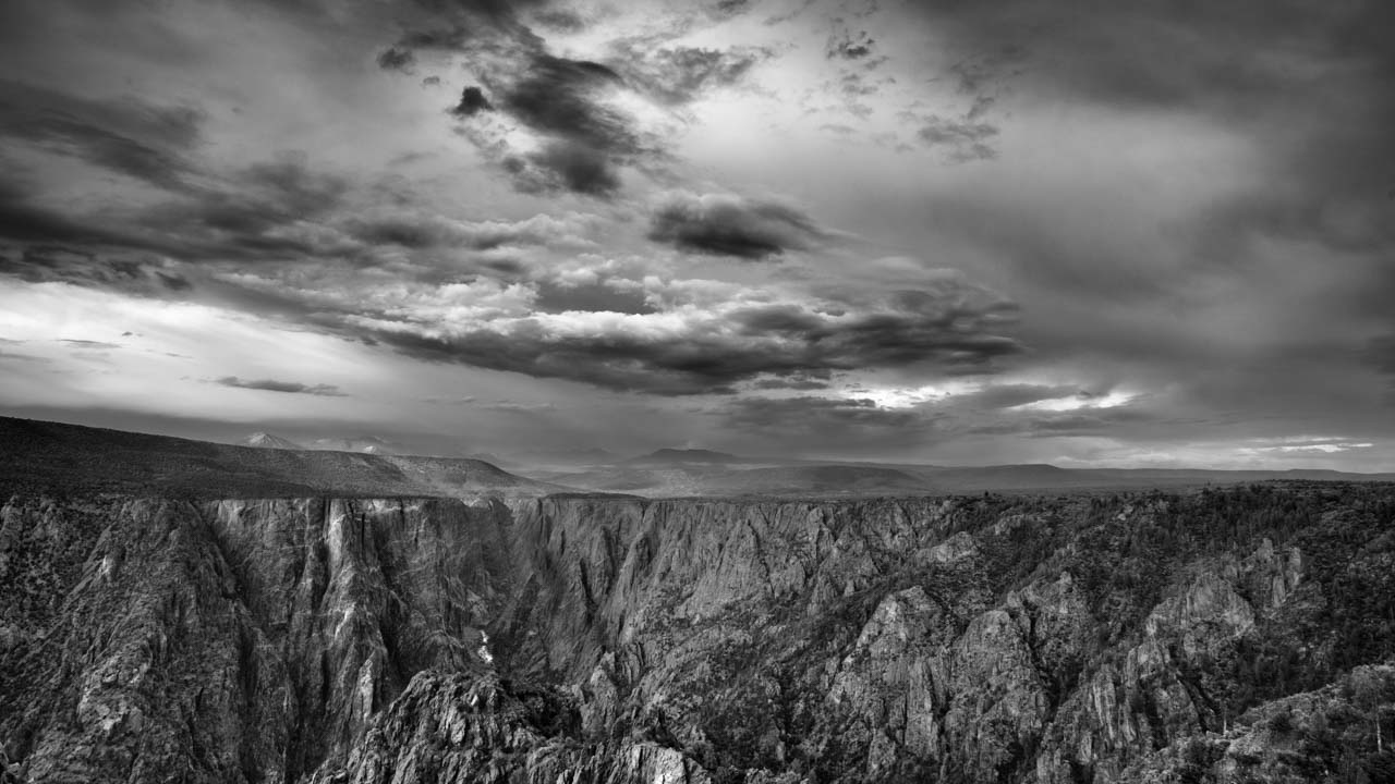 Landscape of Black Canyon of the Gunnison in Colorado. Photograph in black and white by Amar Guillen, photographer artist.