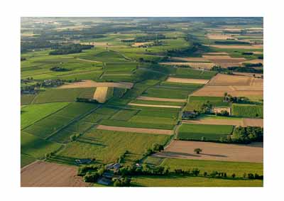 Le livre Reflets de Haute-Saintonge. Photographies et textes par Isabelle et Amar Guillen.