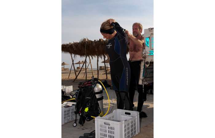 121006EGYMSH0735 121006EGYMSH0735