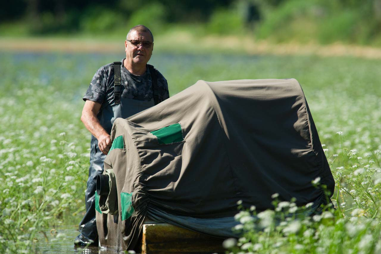 Les stages en affût flottant sont l'occasion de découvrir une dimension unique en photographie.