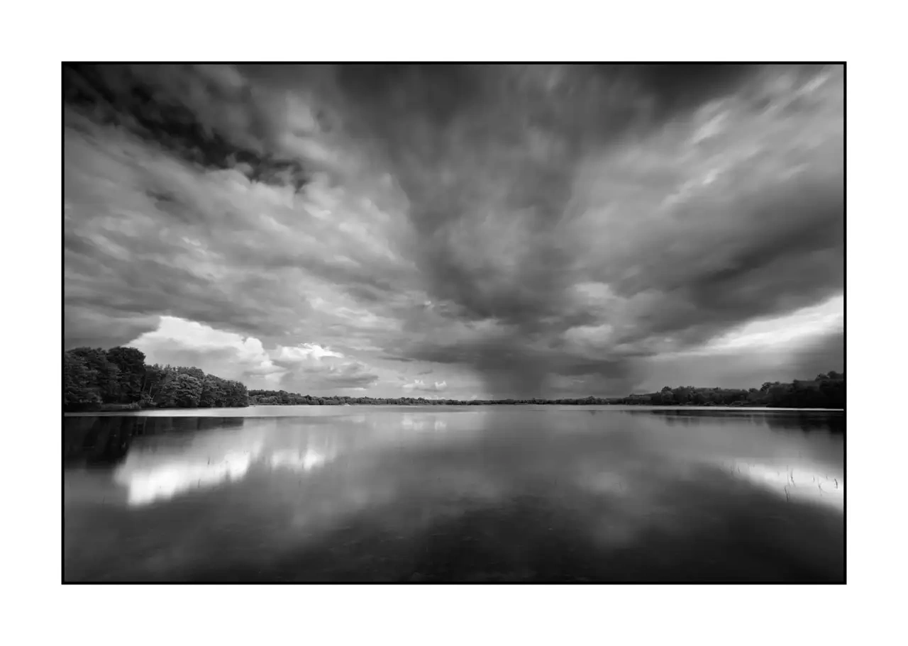 The Breathe of Forgotten Ponds I - Black and White Landscape of the Dombes, France nuances-de-noirs-et-de-blancs/088-le-souffle-des-etangs-oublies-de-la-dombes/en/01-landscape-pond-dombes-2184-32B