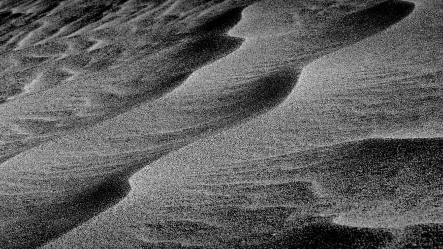 Landscape photograph in black and white. Amar Guillen, Photograp Landscape photograph in black and white. Amar Guillen, Photograp