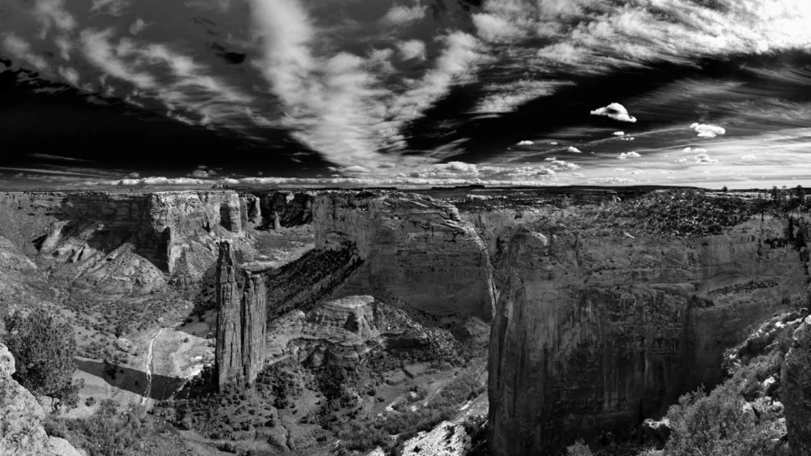 Photo of Canyon de Chelly in Arizona in black and white. Photo of Canyon de Chelly in Arizona in black and white.