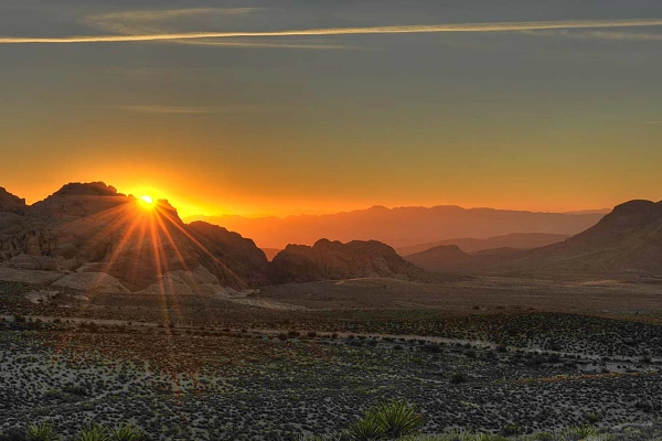 9 Steps for You to Last in Photography Landscape in color of Red Rock Canyon in Nevada, United States.