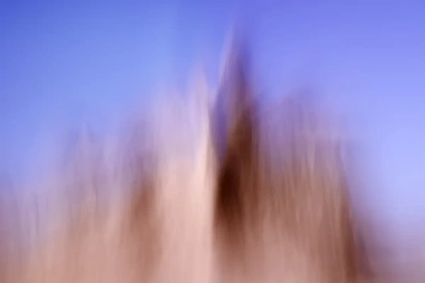 Échos de Lumière - Impressions des Badlands du Dakota du Sud Paysage des Badlands dans le Dakota du Sud en ICM. Photographie d'art en noir et blanc par Amar Guillen, artiste photographe.