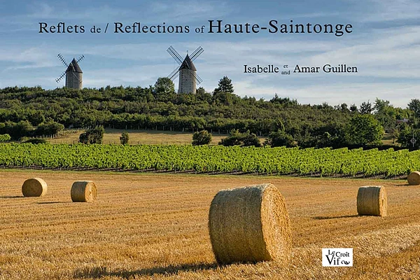 Livres consacrés à la photographie Aurore sur les marais de Beaugeay en Charente-Maritime en France.