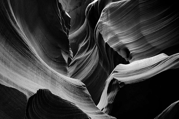 4 Steps to Analyze a Nature Photograph Photograph in black and white of Upper Antelop Canyon in Arizona.